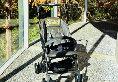 ベビーカーの寄贈がありました